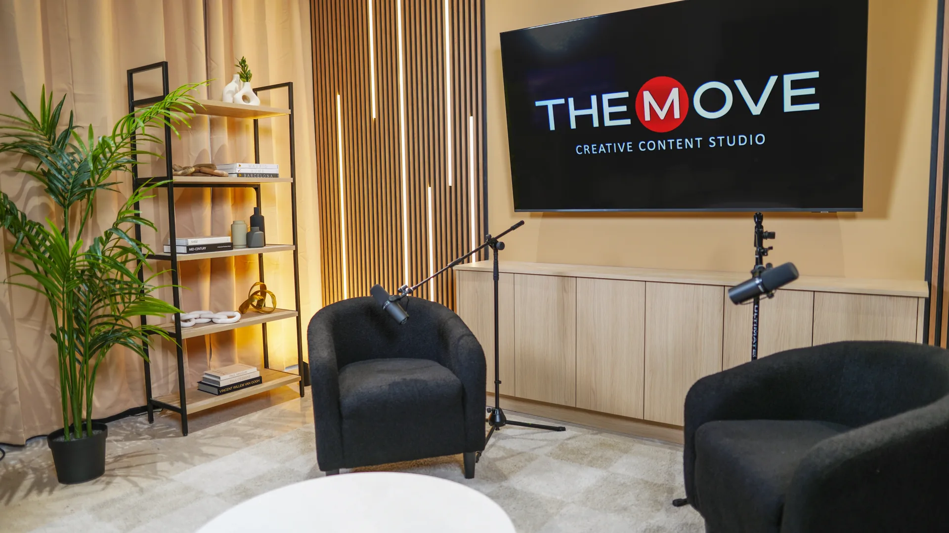 The Den Set